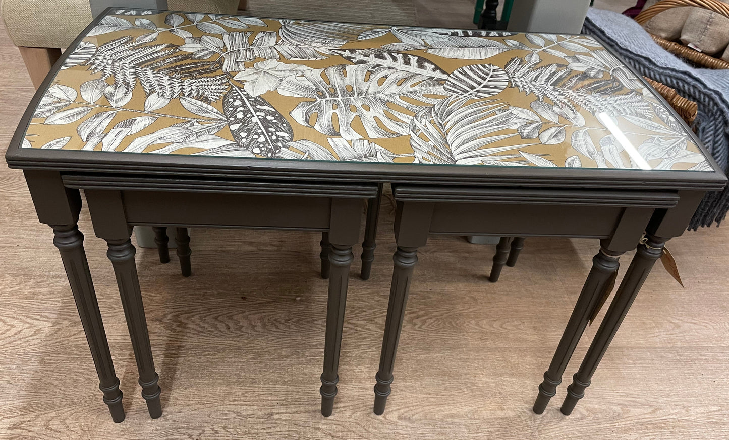 Upcycled Set of 3 Tables Brown and Gold