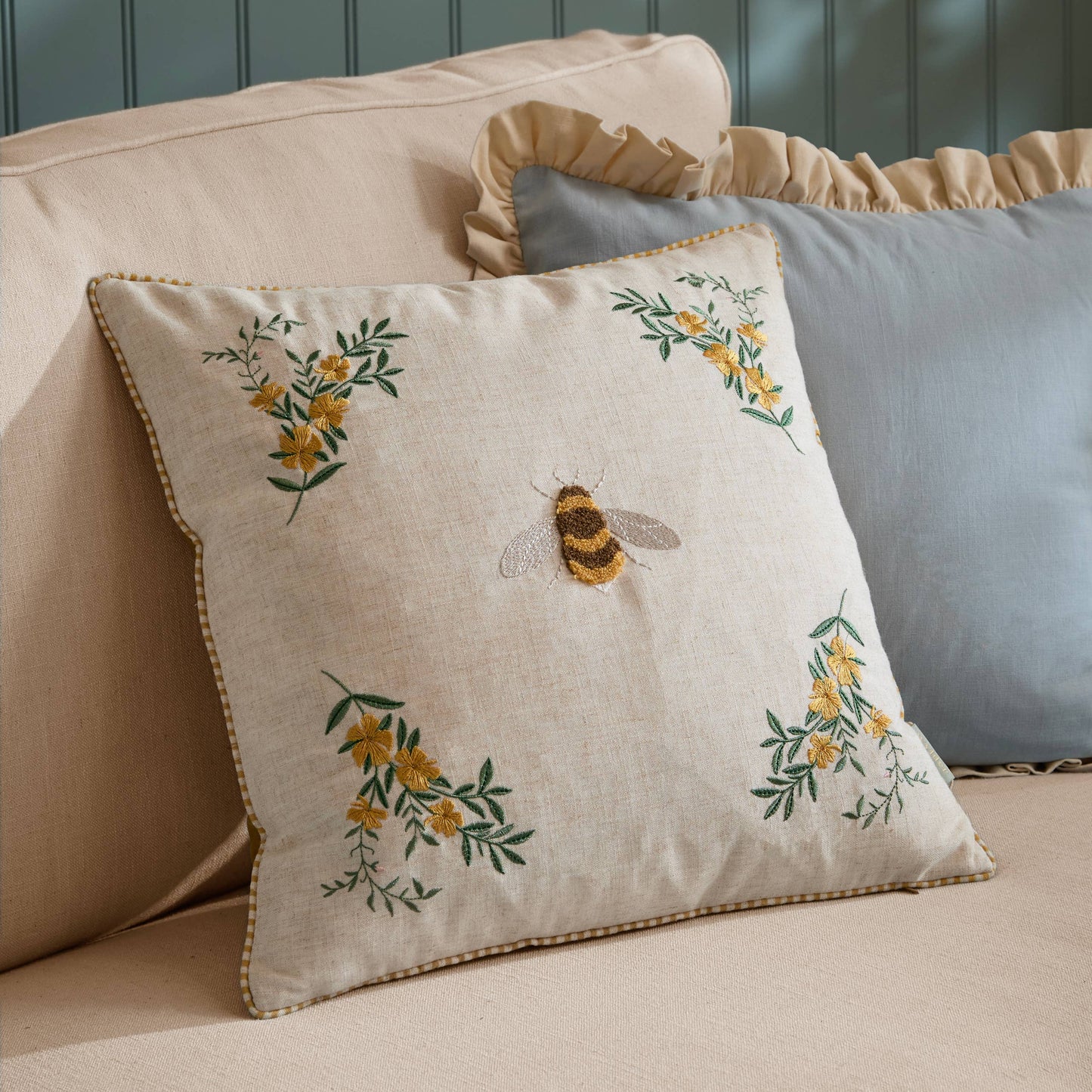Ramble Bee Tufted Cushion Natural 45 x 45cm