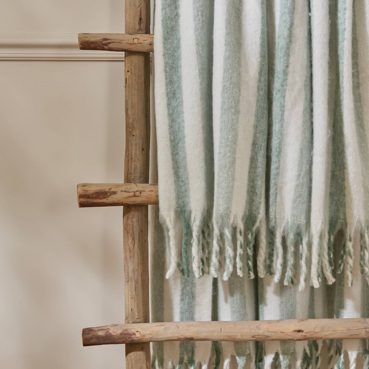 Beechwood Woven Stripe Throw Green 140x180