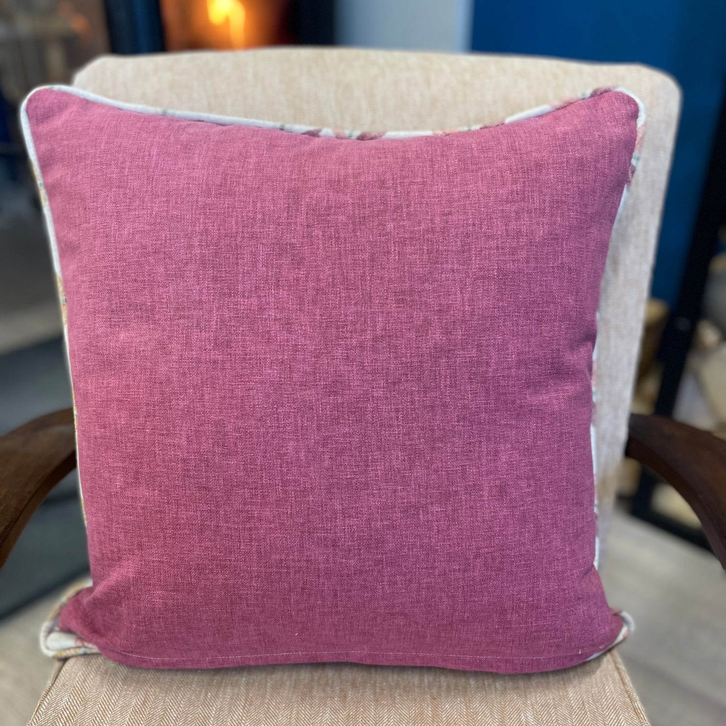 Raspberry Leaf Interiors Cushion Lilli Raspberry, 19", 48cm