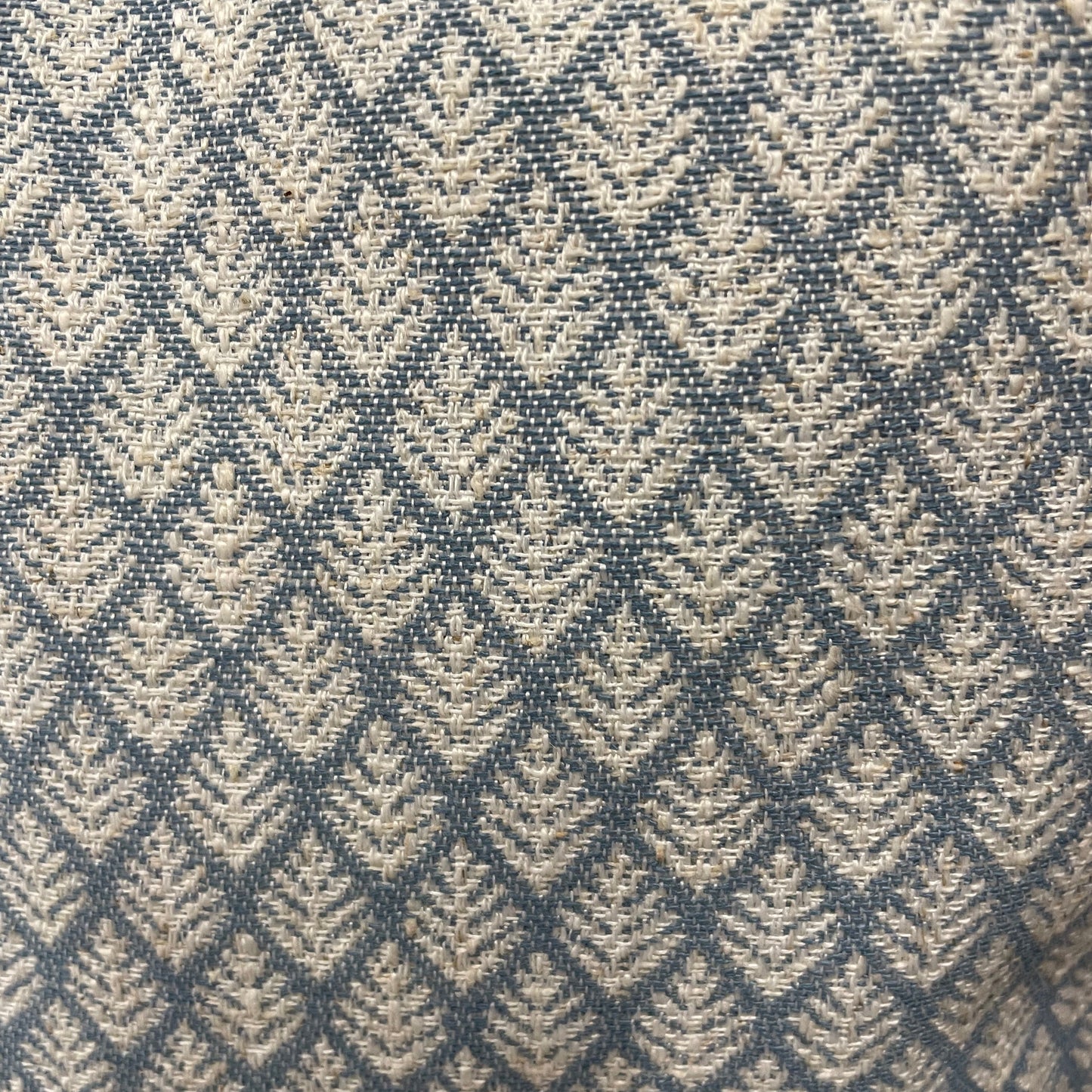 Florrie Delft Cushion 14" x 20" (35cm x 50cm)